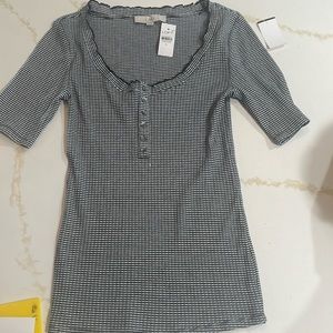 Loft scoop neck shirt NWT size Small